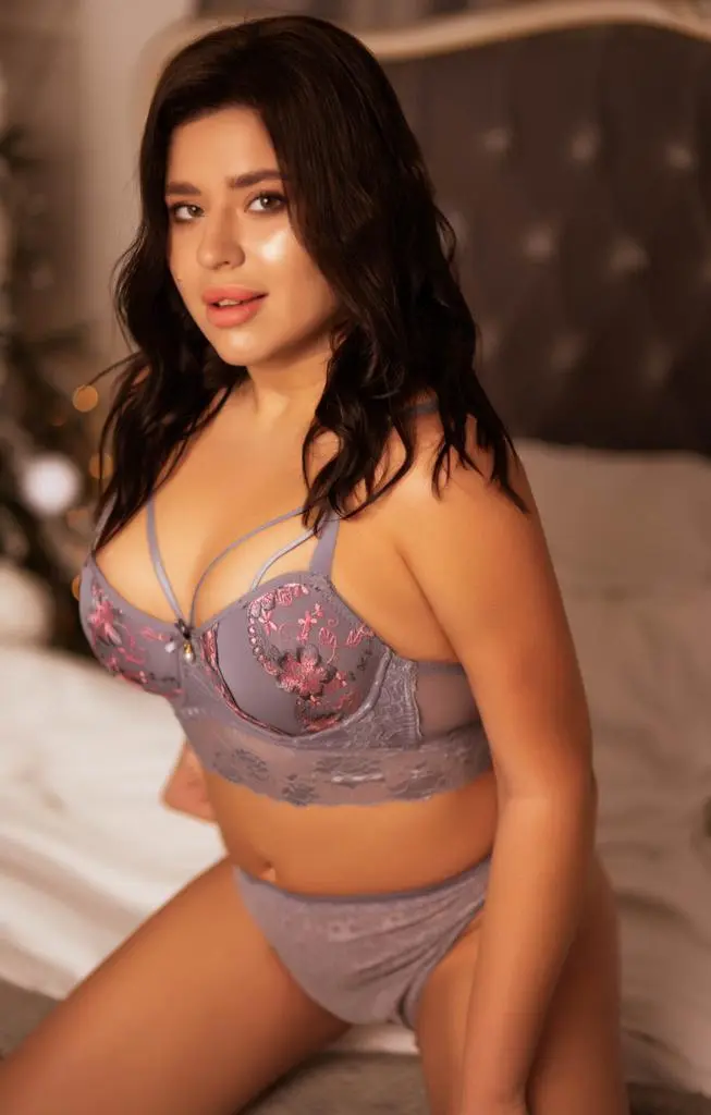 Call Girls Kaushambi